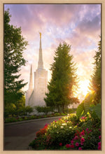 Load image into Gallery viewer, Portland Garden Circle
