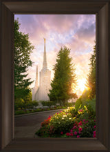 Load image into Gallery viewer, Portland Garden Circle
