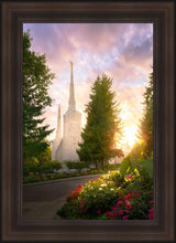 Load image into Gallery viewer, Portland Garden Circle
