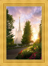 Load image into Gallery viewer, Portland Garden Circle
