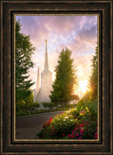 Load image into Gallery viewer, Portland Garden Circle
