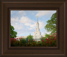 Load image into Gallery viewer, Sacramento Flowers
