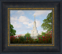 Load image into Gallery viewer, Sacramento Flowers
