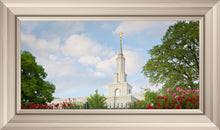 Load image into Gallery viewer, Sacramento Flowers

