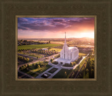 Load image into Gallery viewer, Rexburg Evening from on High
