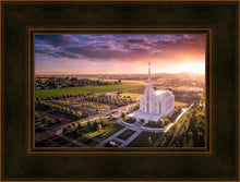 Load image into Gallery viewer, Rexburg Evening from on High
