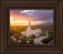 Load image into Gallery viewer, Redlands Highlands
