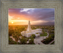 Load image into Gallery viewer, Redlands Highlands
