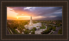 Load image into Gallery viewer, Redlands Highlands
