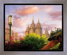 Load image into Gallery viewer, Temple Square Glorious Majesty of His Kingdom
