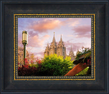 Load image into Gallery viewer, Temple Square Glorious Majesty of His Kingdom
