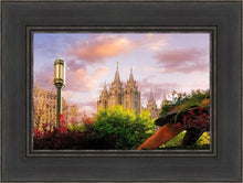 Load image into Gallery viewer, Temple Square Glorious Majesty of His Kingdom
