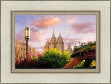 Load image into Gallery viewer, Temple Square Glorious Majesty of His Kingdom
