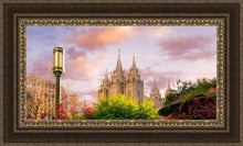 Load image into Gallery viewer, Temple Square Glorious Majesty of His Kingdom
