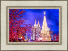 Load image into Gallery viewer, Temple Square Christmas Tree
