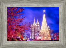 Load image into Gallery viewer, Temple Square Christmas Tree
