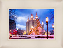 Load image into Gallery viewer, Salt Lake Christmas Temple
