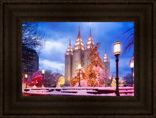 Load image into Gallery viewer, Salt Lake Christmas Temple
