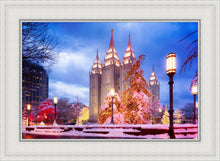 Load image into Gallery viewer, Salt Lake Christmas Temple
