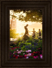 Load image into Gallery viewer, Temple Square Ring Around the Rosies

