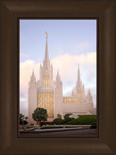 Load image into Gallery viewer, San Diego Pastel
