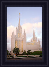 Load image into Gallery viewer, San Diego Pastel
