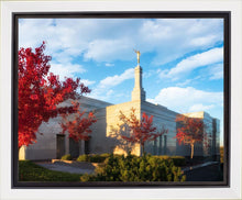 Load image into Gallery viewer, Snowflake Vivid Autumn
