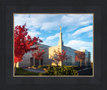 Load image into Gallery viewer, Snowflake Vivid Autumn
