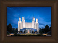 Load image into Gallery viewer, Washington DC Sapphire Glow
