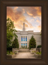 Load image into Gallery viewer, Winter Quarters Summer Window
