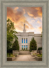 Load image into Gallery viewer, Winter Quarters Summer Window
