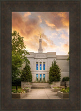 Load image into Gallery viewer, Winter Quarters Summer Window
