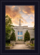 Load image into Gallery viewer, Winter Quarters Summer Window
