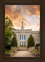 Load image into Gallery viewer, Winter Quarters Summer Window
