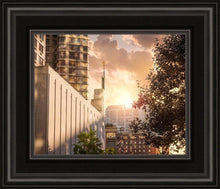 Load image into Gallery viewer, Manhattan Solace
