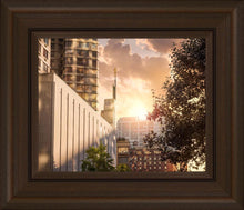 Load image into Gallery viewer, Manhattan Solace
