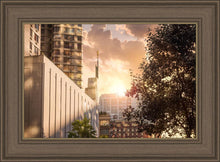 Load image into Gallery viewer, Manhattan Solace

