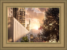 Load image into Gallery viewer, Manhattan Solace

