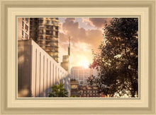 Load image into Gallery viewer, Manhattan Solace
