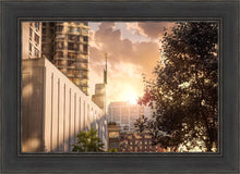 Load image into Gallery viewer, Manhattan Solace
