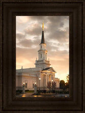 Load image into Gallery viewer, Hartford Radiance
