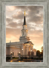 Load image into Gallery viewer, Hartford Radiance
