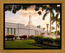 Load image into Gallery viewer, Kona Sunset Panorama
