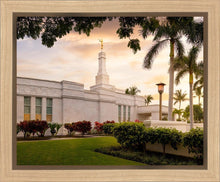 Load image into Gallery viewer, Kona Sunset Panorama
