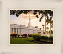 Load image into Gallery viewer, Kona Sunset Panorama
