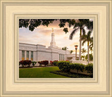 Load image into Gallery viewer, Kona Sunset Panorama
