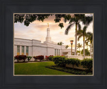 Load image into Gallery viewer, Kona Sunset Panorama
