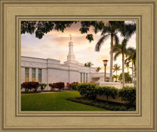Load image into Gallery viewer, Kona Sunset Panorama

