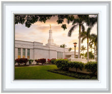 Load image into Gallery viewer, Kona Sunset Panorama
