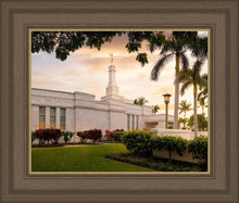 Load image into Gallery viewer, Kona Sunset Panorama
